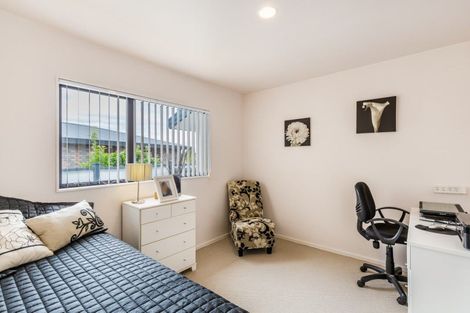 Photo of property in 35 Kinder Street, Acacia Bay, Taupo, 3330