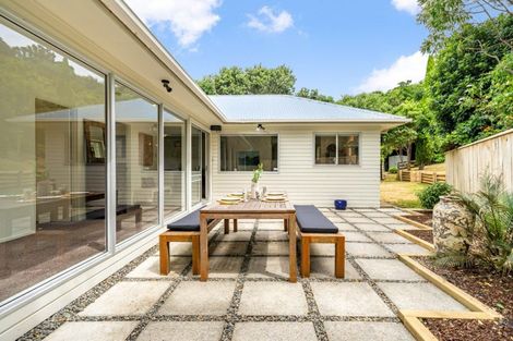 Photo of property in 20a Raroa Place, Pukerua Bay, 5026