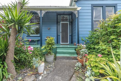 Photo of property in 25 Mason Terrace, Gonville, Whanganui, 4501