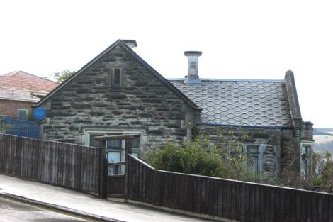 Photo of property in 127 Queen Street, North Dunedin, Dunedin, 9016