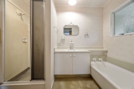 Photo of property in 28a Wharenui Road, Owhata, Rotorua, 3010