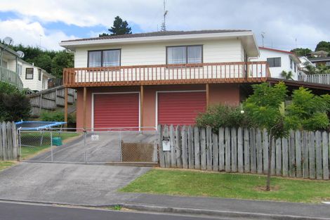 Photo of property in 9 Romulus Place, Totara Vale, Auckland, 0629