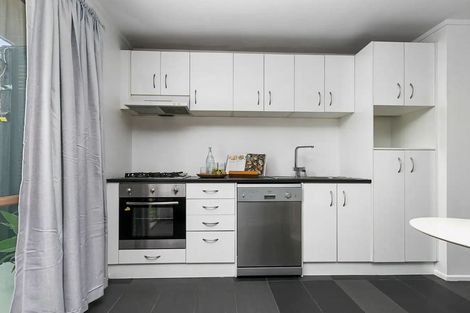 Photo of property in 2/17 Luke Street, Otahuhu, Auckland, 1062