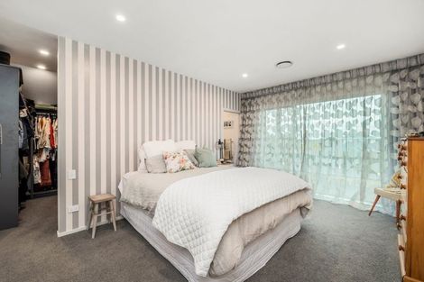 Photo of property in 70 Chesham Avenue, Waipahihi, Taupo, 3330