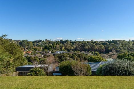 Photo of property in 76 Oteki Park Drive, Welcome Bay, Tauranga, 3112