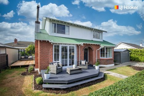 Photo of property in 1 Mure Street, Mosgiel, 9024