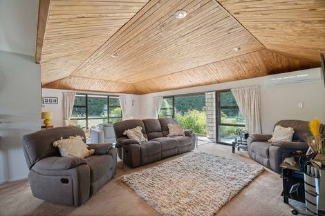 Photo of property in 6 Kowhai Drive, Darfield, 7510