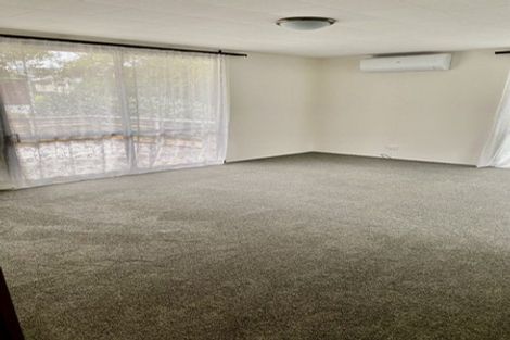 Photo of property in 1/23 Midgley Road, West Harbour, Auckland, 0618