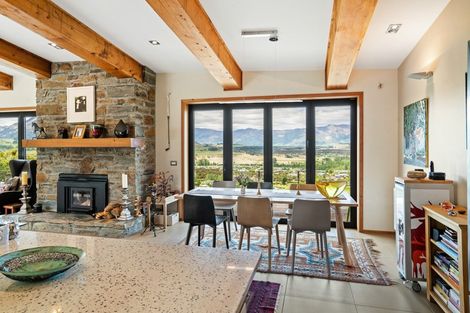 Photo of property in 65 Kanuka Rise, Albert Town, Wanaka, 9305