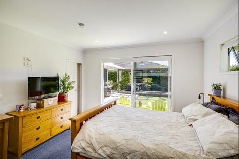 Photo of property in 11 Te Heipora Place, Havelock North, 4130