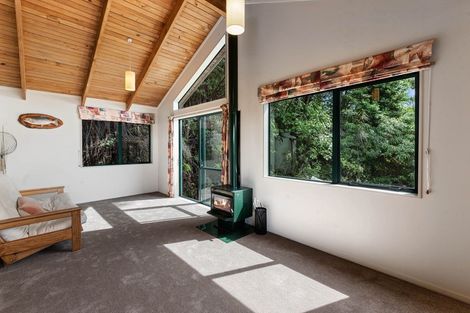 Photo of property in 496 Spencer Road, Lake Tarawera, Rotorua, 3076