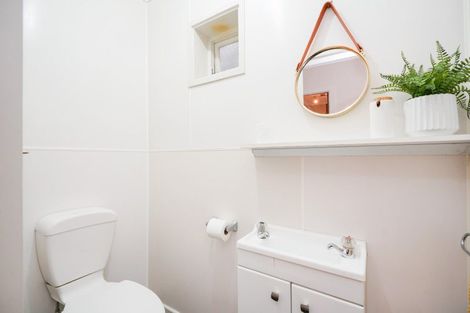 Photo of property in 8 Mahuri Road, Otatara, Invercargill, 9879