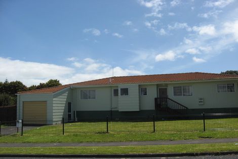 Photo of property in 40 Maplesden Drive, Clendon Park, Auckland, 2103