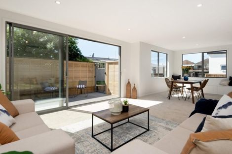 Photo of property in 2a Laing Place, Otumoetai, Tauranga, 3110