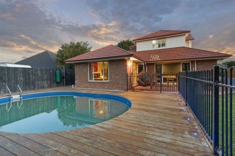 Photo of property in 39 Broadhaven Avenue, Parklands, Christchurch, 8083