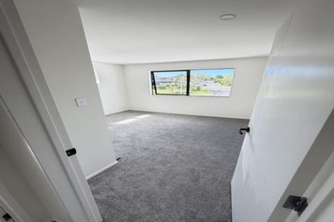 Photo of property in 40b Centorian Drive, Windsor Park, Auckland, 0632