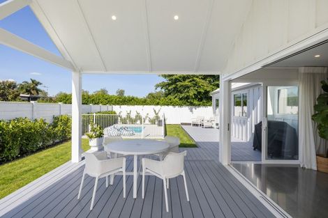 Photo of property in 22 Hugo Shaw Drive, Cambridge, 3434