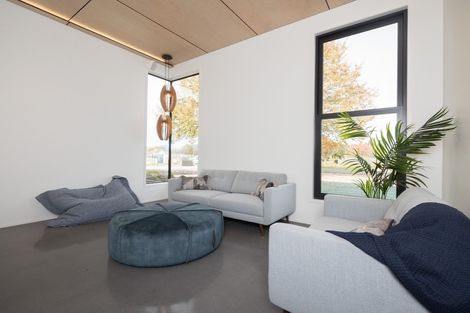 Photo of property in 33 Seachange Drive, Leamington, Cambridge, 3432