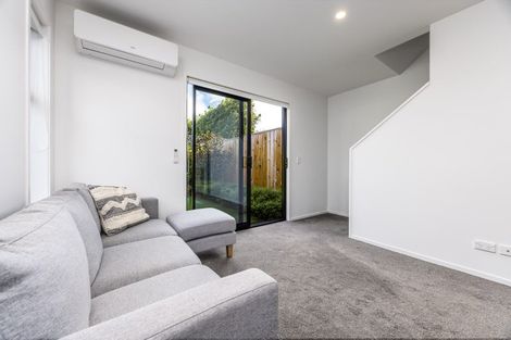 Photo of property in 11/10 Fathom Place, Te Atatu Peninsula, Auckland, 0610
