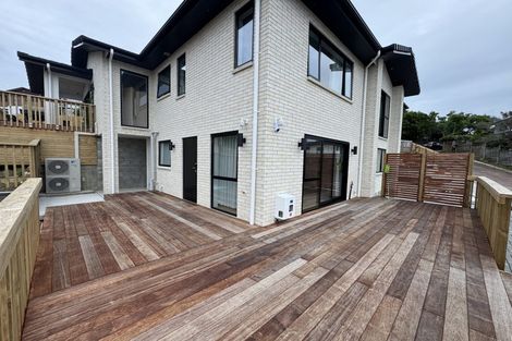 Photo of property in 42 Manu Place, Pinehill, Auckland, 0632