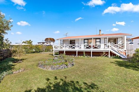 Photo of property in 22 Kawau View Road, Snells Beach, 0920