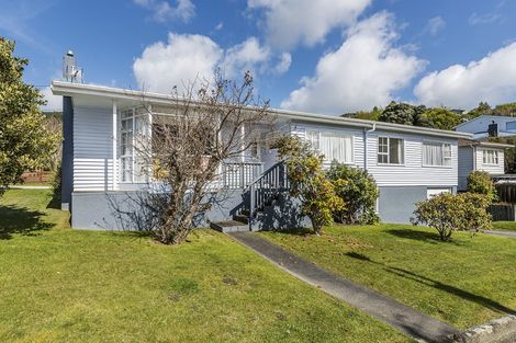Photo of property in 4 Pembroke Street, Tawa, Wellington, 5028