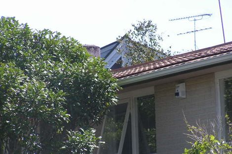 Photo of property in 2/48 Woodside Avenue, Northcote, Auckland, 0627