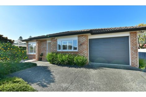 Photo of property in 31 Elizabeth Street, Orewa, 0931