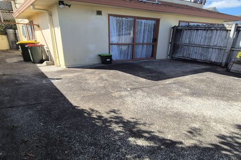 Photo of property in 7 Figtree Terrace, Goodwood Heights, Auckland, 2105