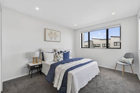 Photo of property in 40 Skua Road, Hobsonville, Auckland, 0616