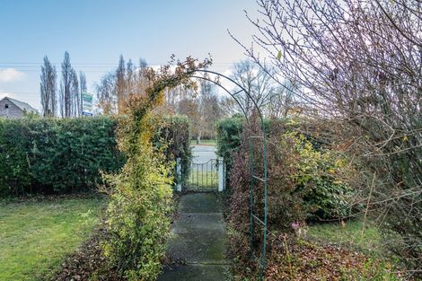 Photo of property in 2 North Street, Winchester, 7985