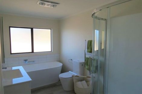 Photo of property in 19 Annandale Street, Lynmouth, New Plymouth, 4310