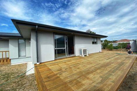 Photo of property in 32 Vancouver Crescent, Wainoni, Christchurch, 8061