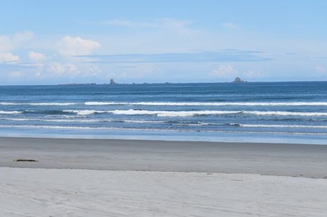 Photo of property in 11 Elley Drive, Carters Beach, Westport, 7825