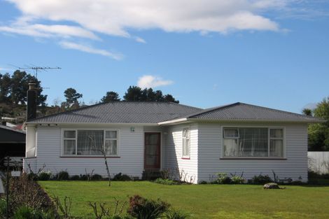 Photo of property in 4 Kowhai Place, Lansdowne, Masterton, 5810