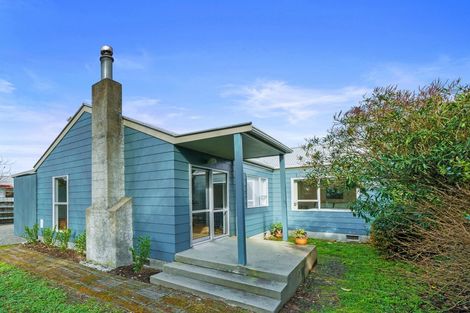 Photo of property in 20 Moore Crescent, Carterton, 5713