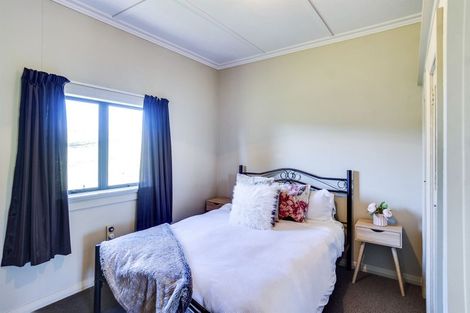 Photo of property in 2 Range Road, Waipawa, 4273