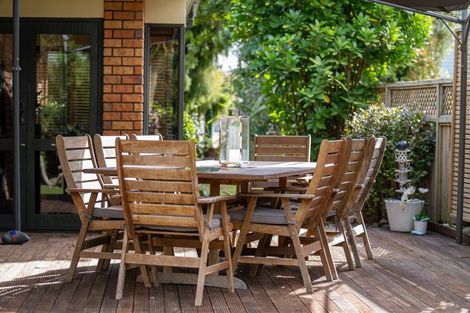 Photo of property in 85 Keswick Crescent, Huntington, Hamilton, 3210