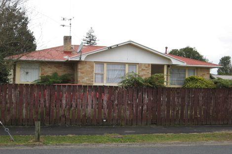 Photo of property in 4 Defoe Avenue, Hillcrest, Hamilton, 3216