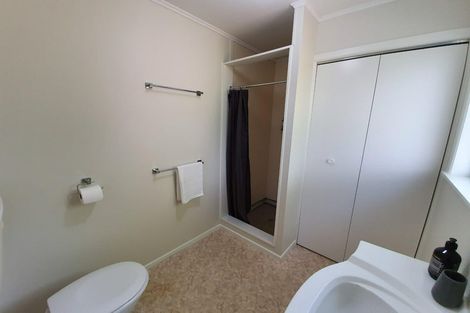 Photo of property in 100 Saint Andrews Road, Havelock North, 4130