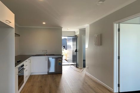 Photo of property in 2 Honowai Street, Kumeu, 0810