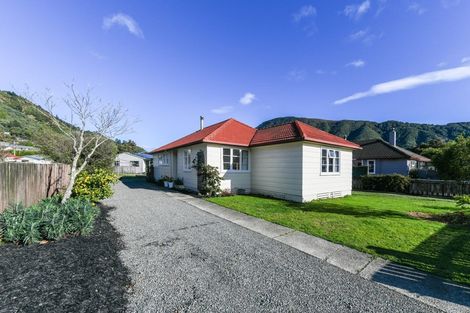 Photo of property in 29 Oxford Street, Picton, 7220