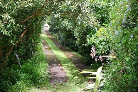 Photo of property in 11 Morepork Lane, Waipori Falls, Outram, 9073