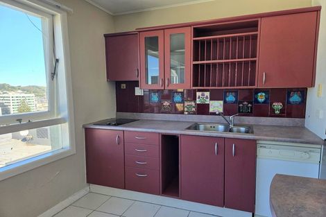 Photo of property in Churchill Flats, 213 The Terrace, Wellington Central, Wellington, 6011