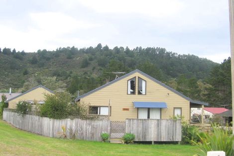 Photo of property in 111 Marram Place, Matarangi, Whitianga, 3592