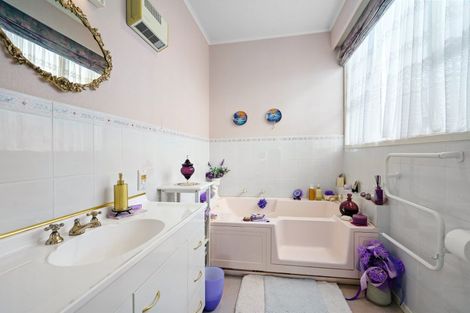 Photo of property in 5 Haworth Avenue, Cambridge, 3434