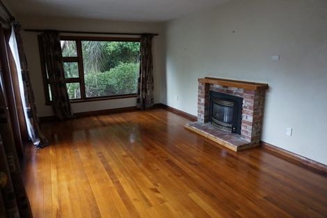 Photo of property in 215 Memorial Avenue, Burnside, Christchurch, 8053