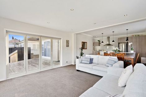 Photo of property in 41 Fairfield Avenue, Fairfield, Lower Hutt, 5011