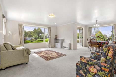 Photo of property in 1 Collins Avenue, Te Awamutu, 3800