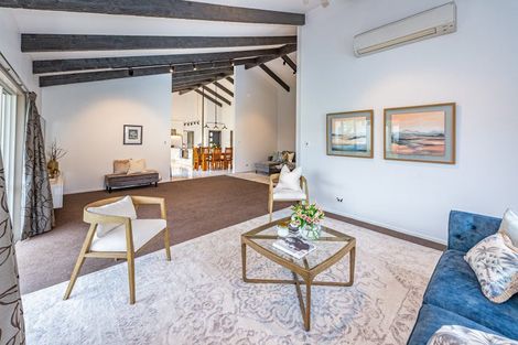 Photo of property in 8 Akepiro Place, Tawhero, Whanganui, 4501